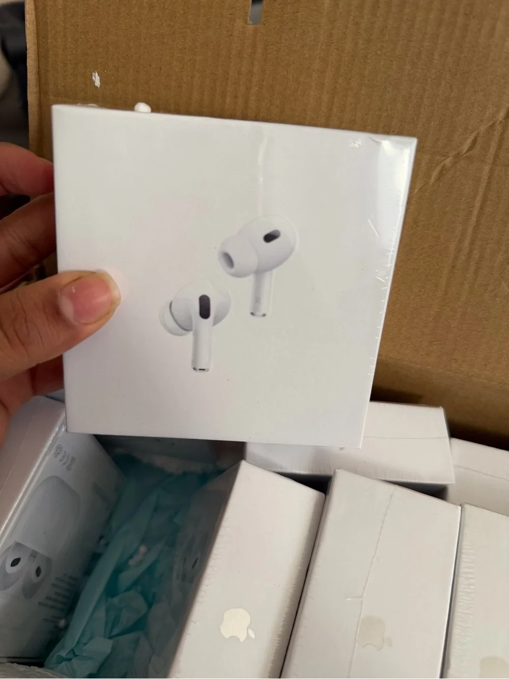 Apple White Wireless Earbuds with Charging Case